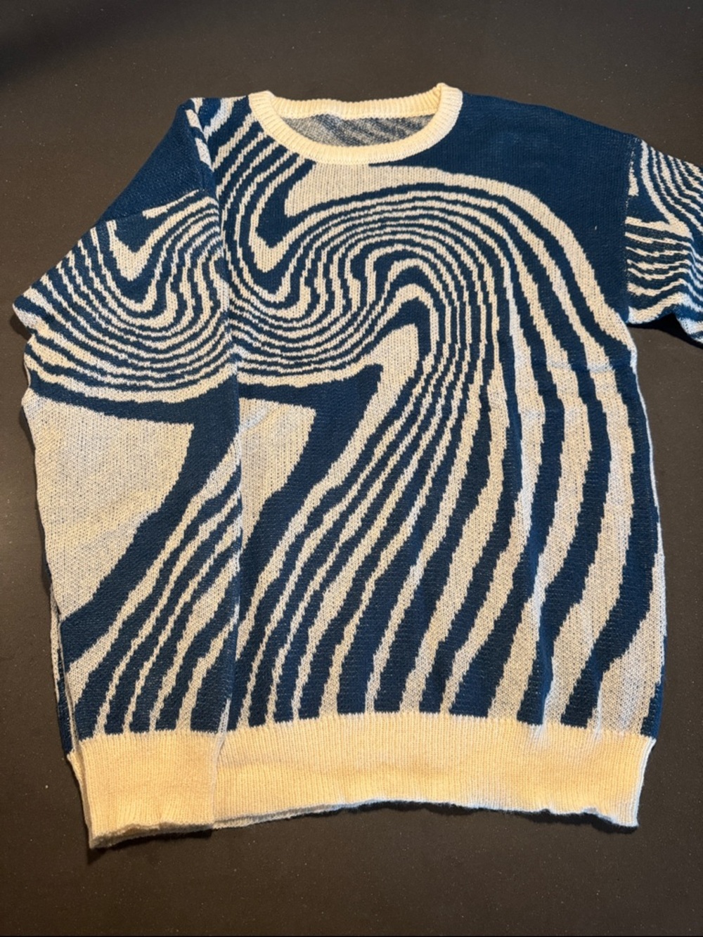 Men's Abstract Wave Knit Sweater - Blue & Cream